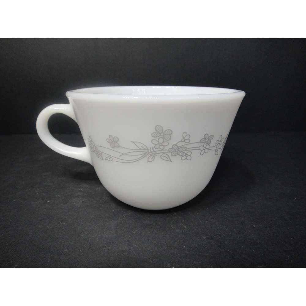 Corning Corelle Ribbon Bouquet Milk Glass Tea Cup Mug White Grey Floral Vintage